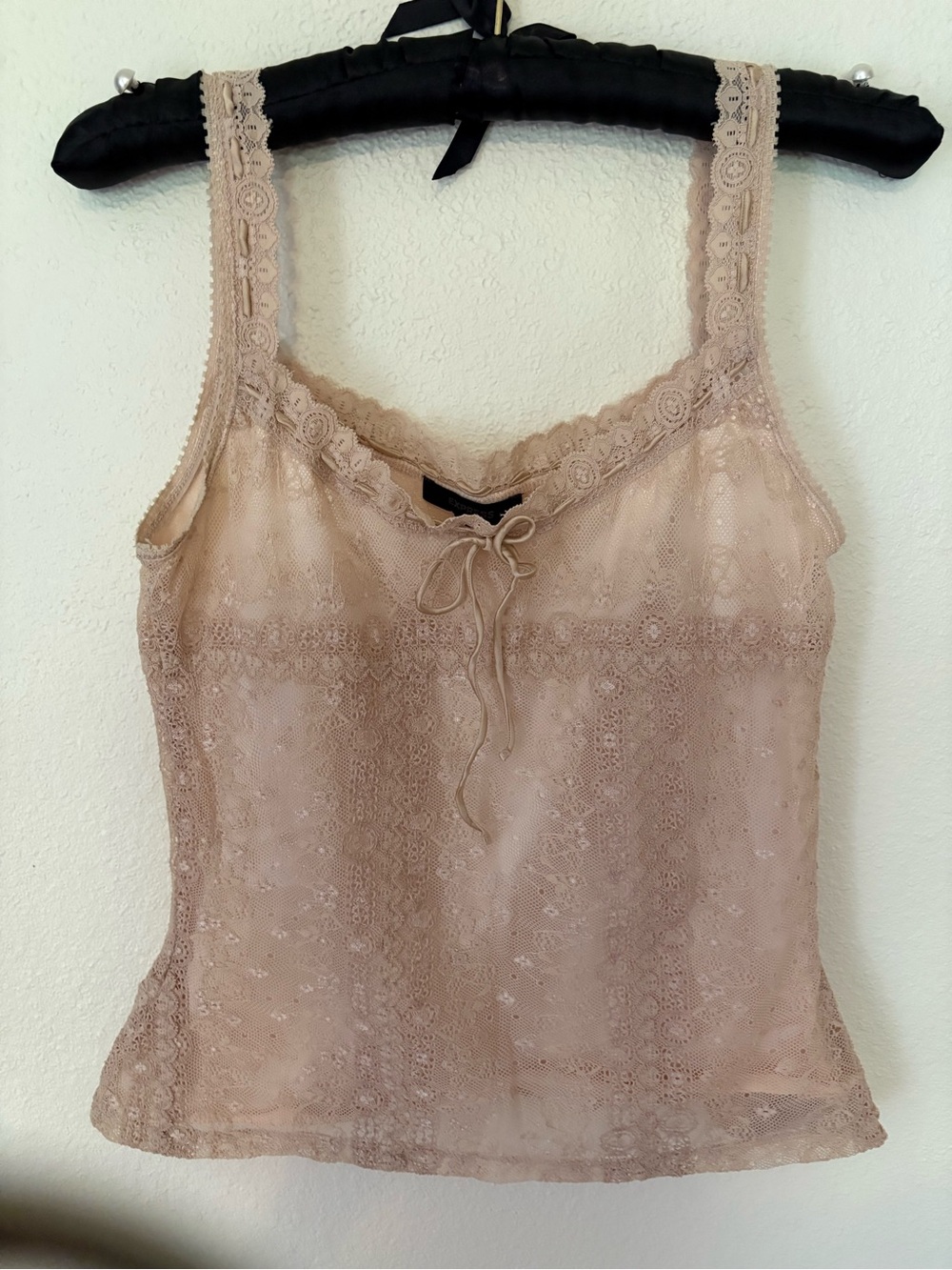 Express Lace Trim Camisole in Beige - Picture 2 of 8